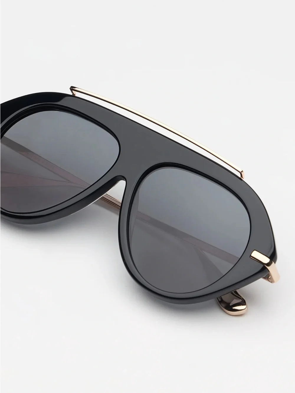 Past Midnight Sunglasses- The Icon 2.0 Black